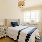Promenade Beautiful Sea View Bright & Spacious! Bravostaysriveria