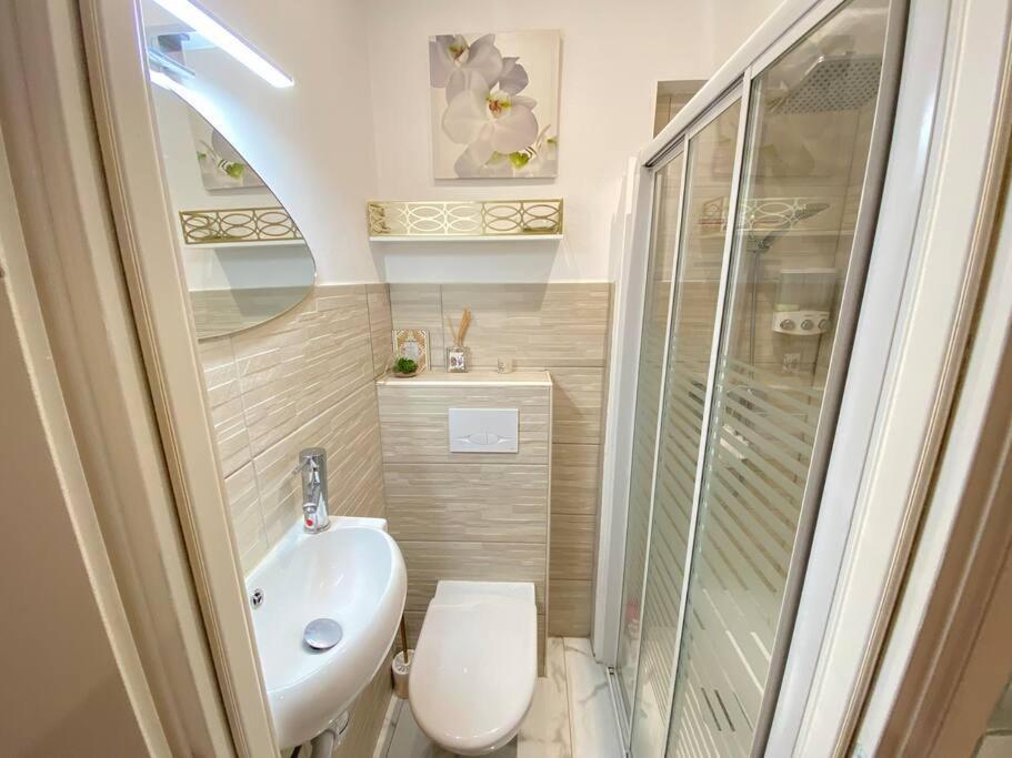 Promenade Beautiful Sea View Bright & Spacious! Bravostaysriveria Nizza